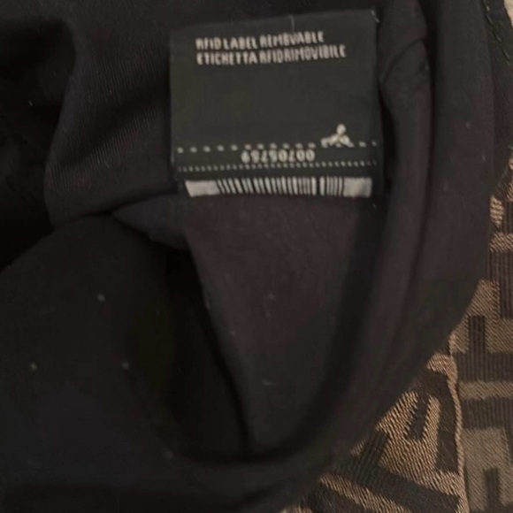 Fendi ZUCCA LARGE Hobo in Tobacco Tan and Black Logo Tote. - Picture 11 of 12